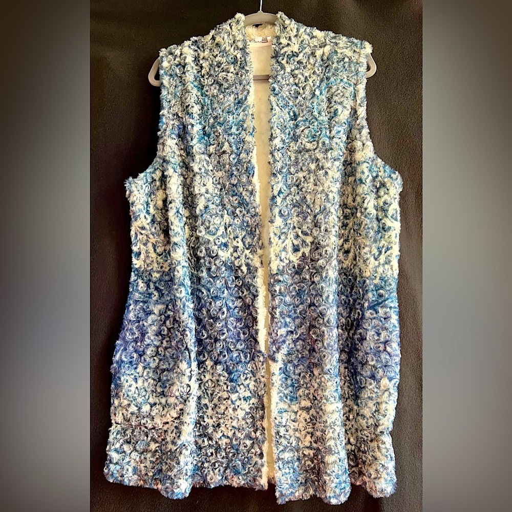 Faux Fur Peacock Vest (Sz XL)
